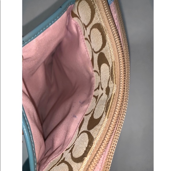 Coach Crossbody - Picture 5 of 6